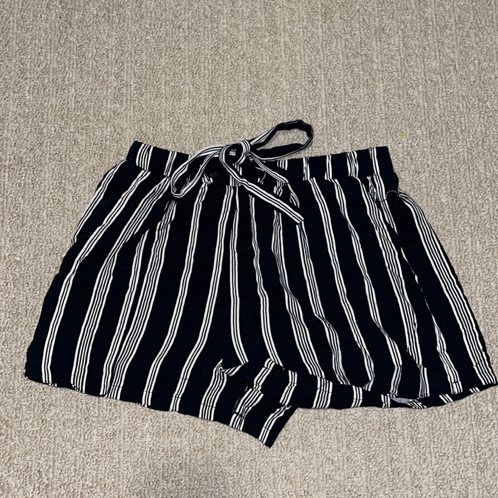 Striped cotton shorts. Size: S Ardenes